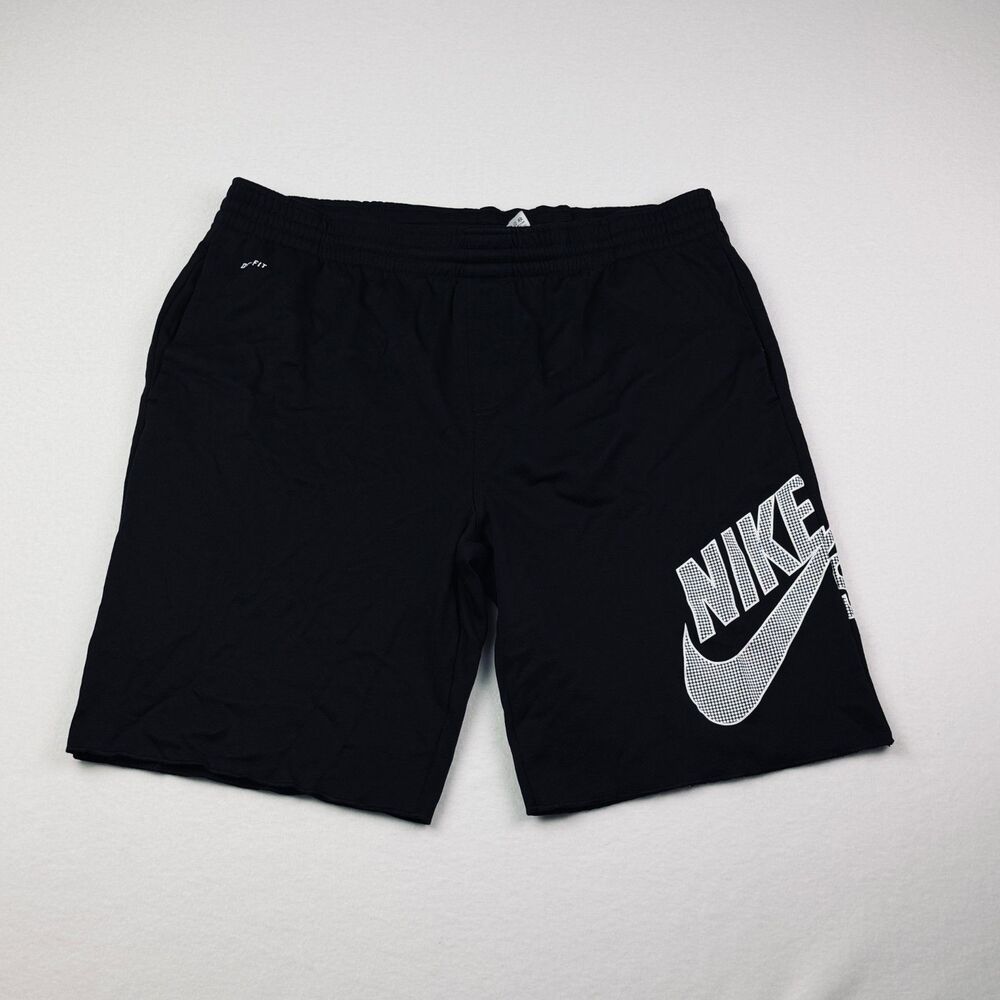 Nike SB Dri Fit Shorts XL Black Athletic Skate Logo
